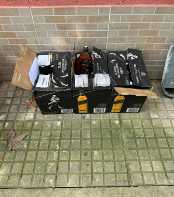 Whisky Jhony Black Label incautado Whisky Jhony Black Label incautado