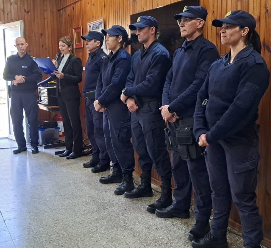 acto de reconocimiento funcionarios de Zona Operacional I policías en acto de reconocimiento