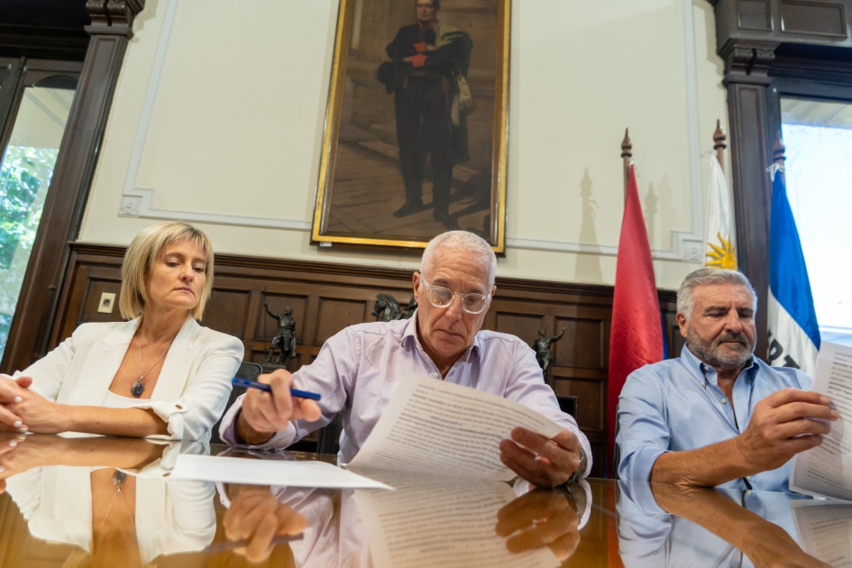 Ministerio del Interior firma convenio para reducir más de 3 millones de kilos de chatarra 