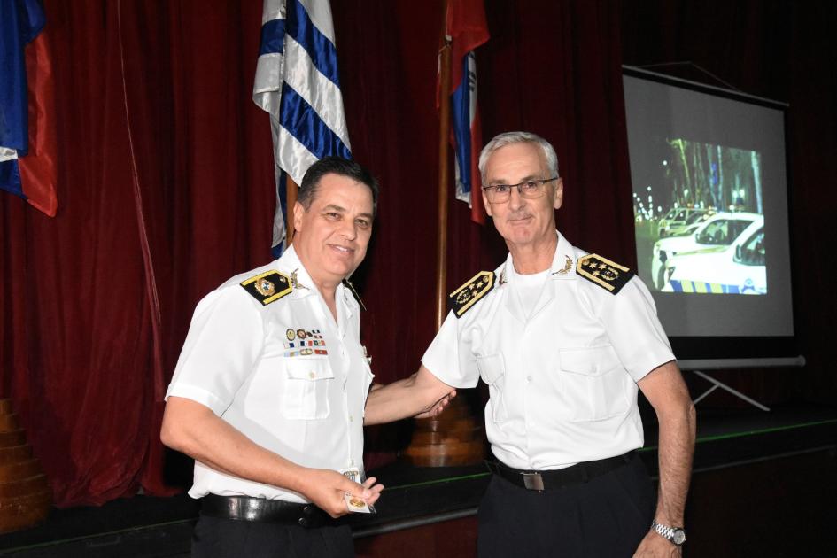 Jefe de Policia de Colonia y Sub director de la Policia Nacional Jefe de Policia de Colonia y Sub director de la Policia Nacional