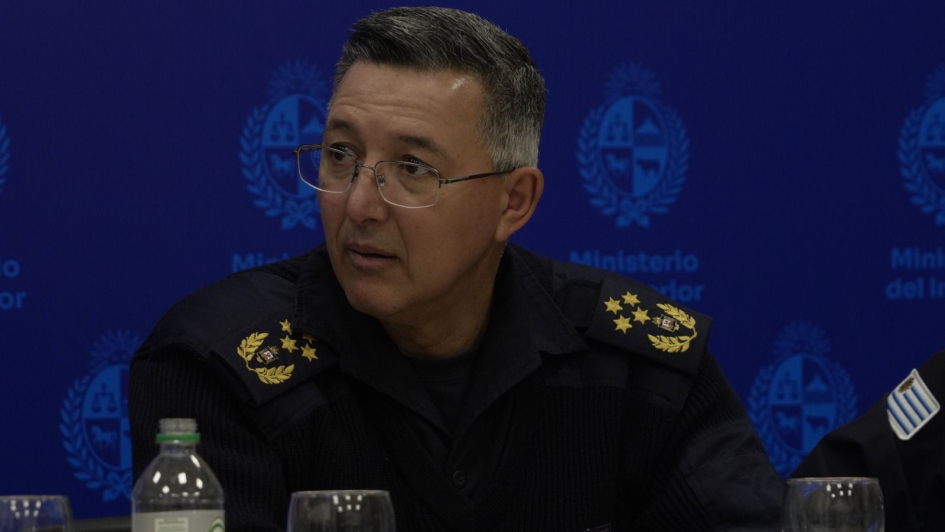 Ministro anunció incremento de patrullajes, control de armas e incorporación de nuevos efectivos “”