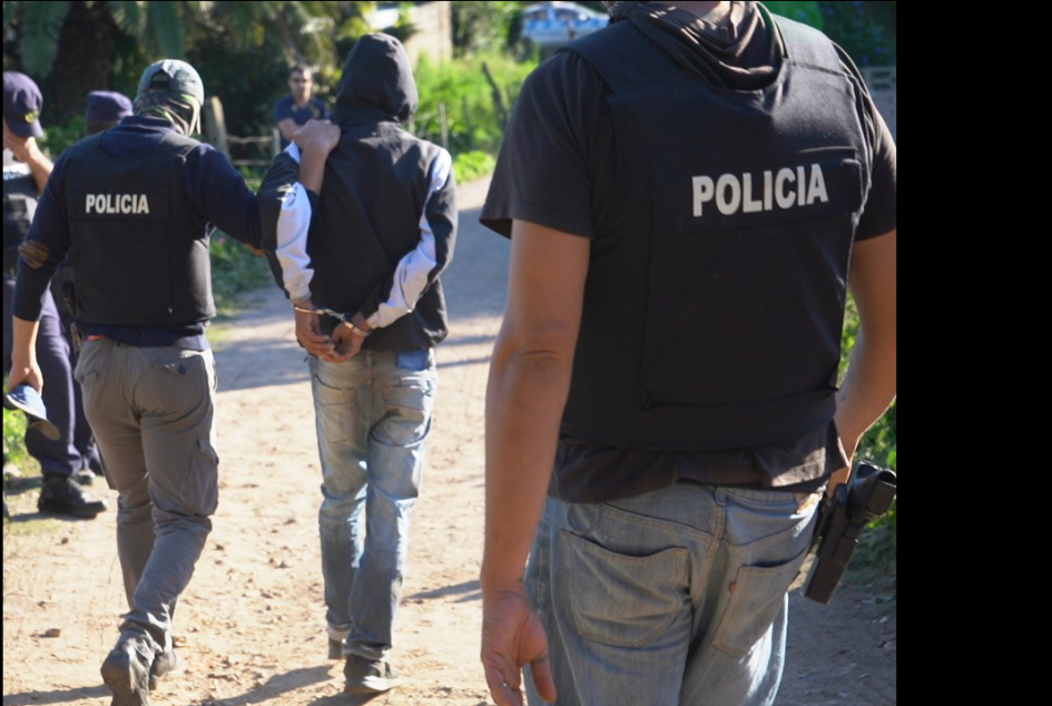 Hombre detenido hombre detenido