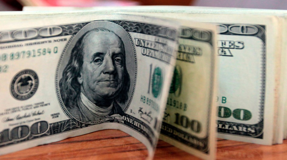 Dolares