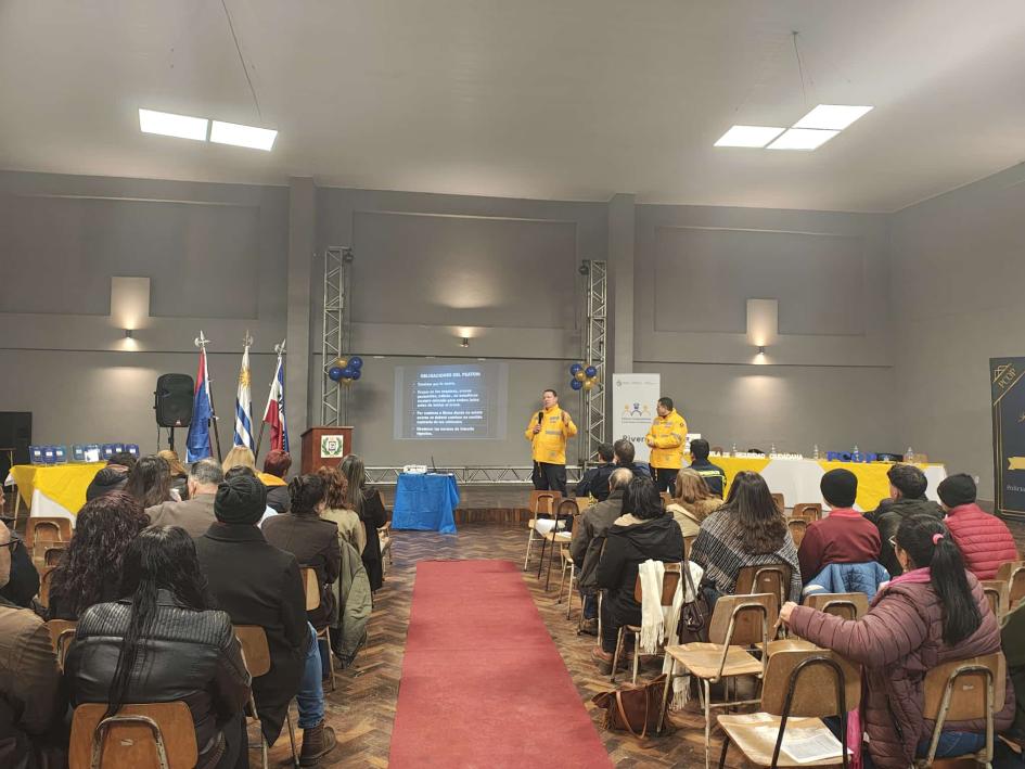 Escuela de Seguridad Ciudadana en Tranqueras Escuela de Seguridad Ciudadana en Tranqueras