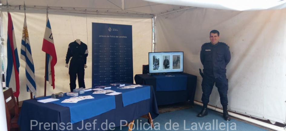 Stand de Jefatura de Policía de Lavalleja stand de Jefatura de Policía de Lavalleja