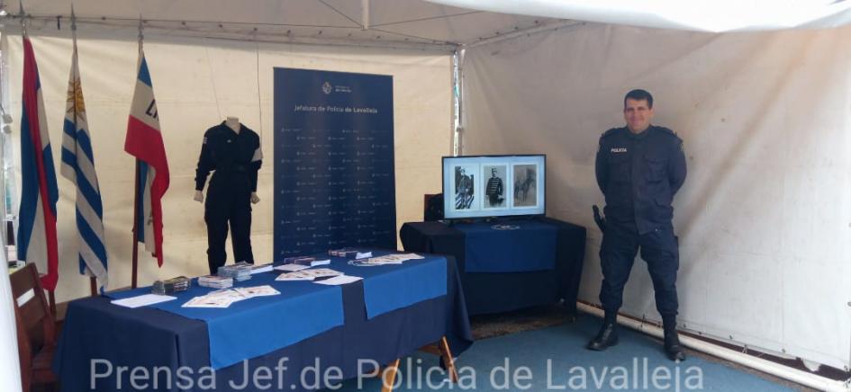 stand de Jefatura de Policía de Lavalleja