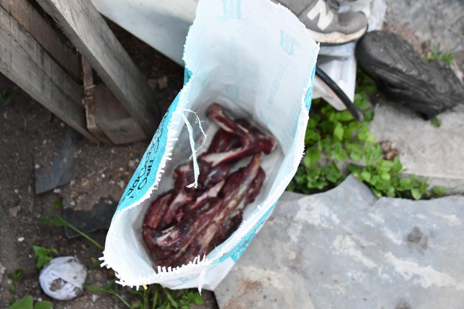 Huesos con carne incautados en una vivienda en Operación Capibaraa Huesos con carne incautados en una vivienda en Operación Capibara