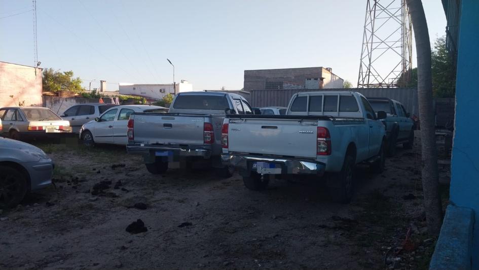 algunas camionetas incautadas. algunas camionetas incautadas.