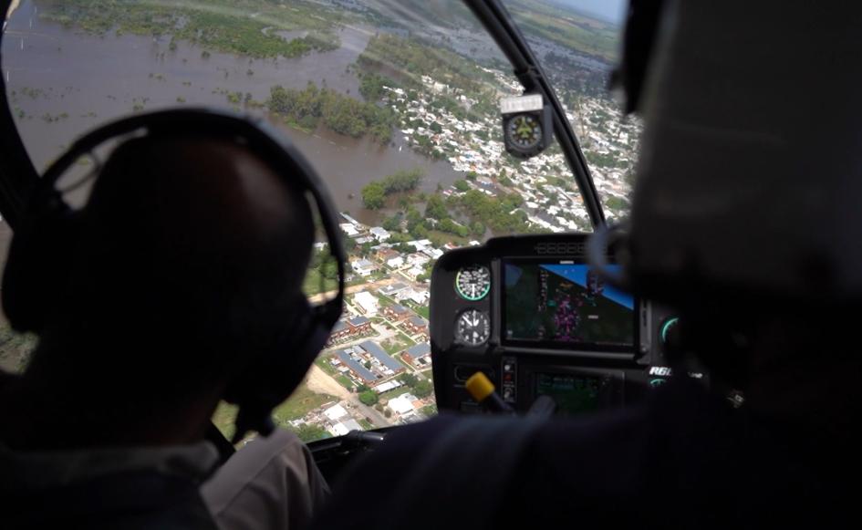 sobrevolando inundaciones