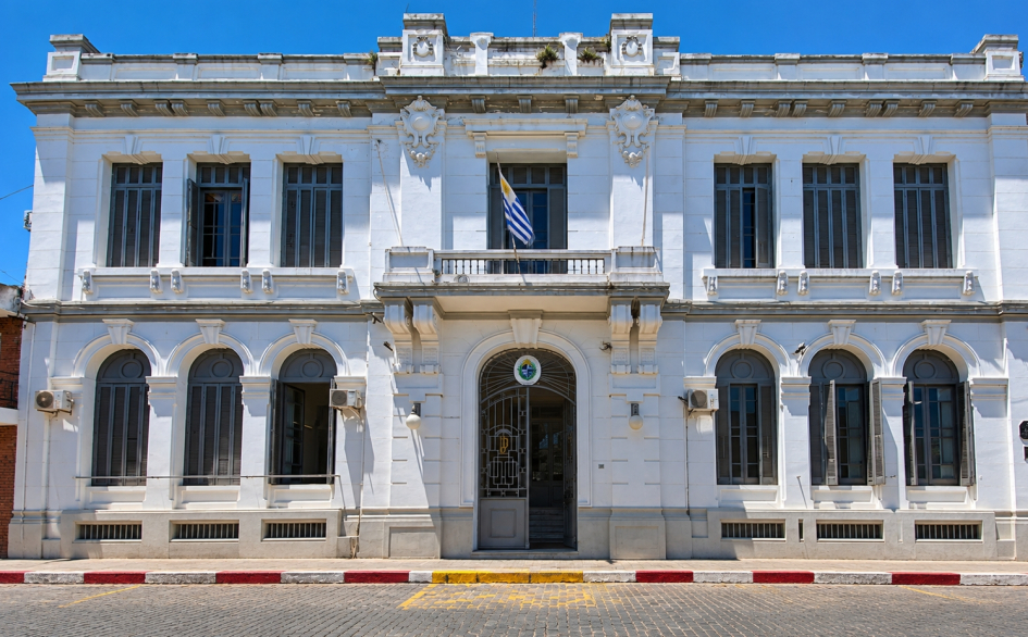 Edificio de la Jefatura de Policía de Soriano Fachada de la Jefatura de Policía de Soriano
