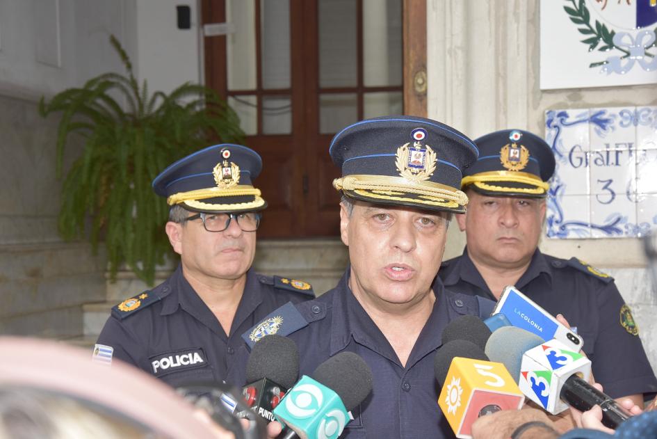 Comando de la Jefatura de Policia de Colonia Comando de la Jefatura de Policia de Colonia