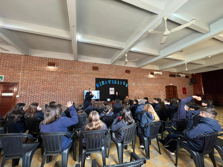 charla a alumnos