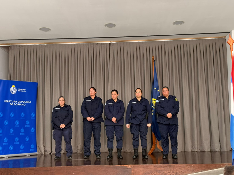 Funcionarios policiales premiados. Funcionarios policiales premiados.