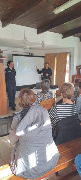 charla con adultos mayores BPS charla con adultos mayores BPS