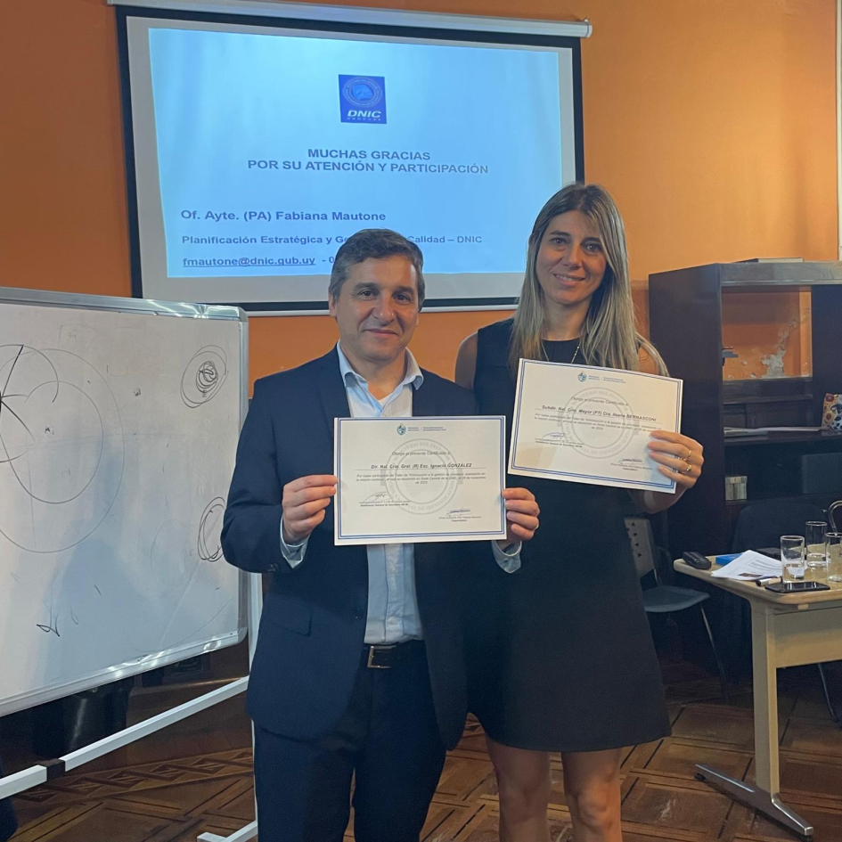 Entrega de reconocimientos Entrega de reconocimientos