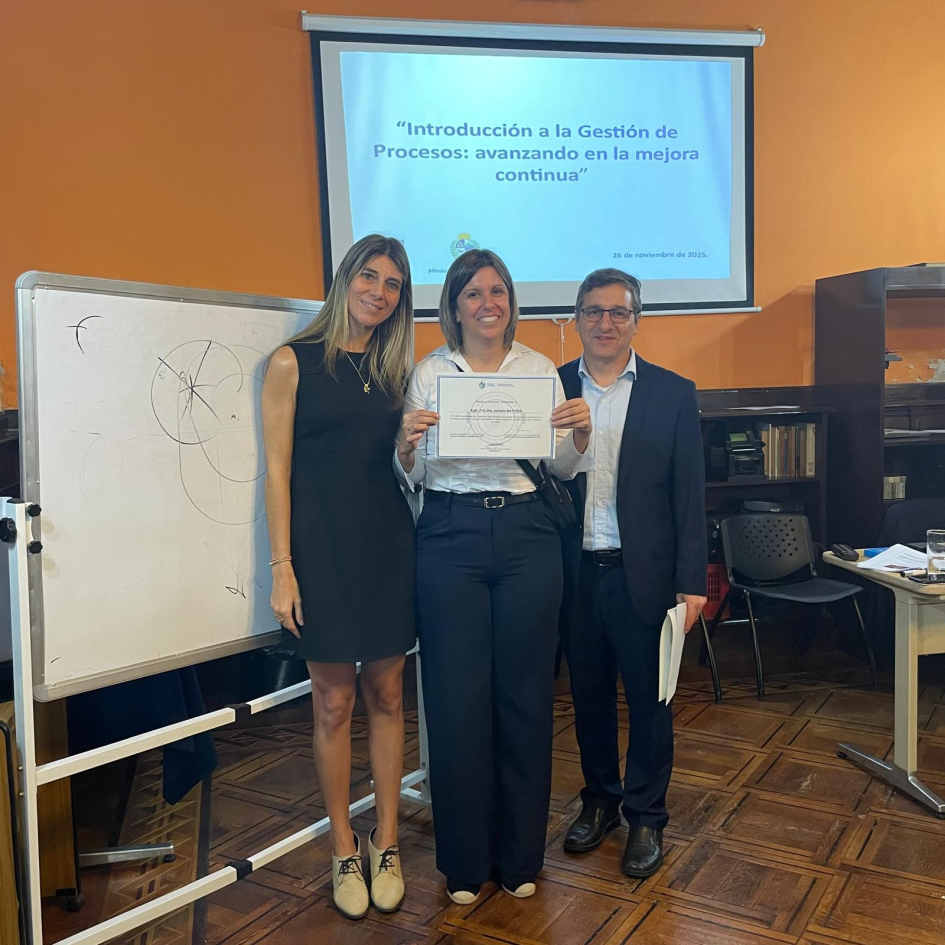 Entrega de reconocimientos Entrega de reconocimientos