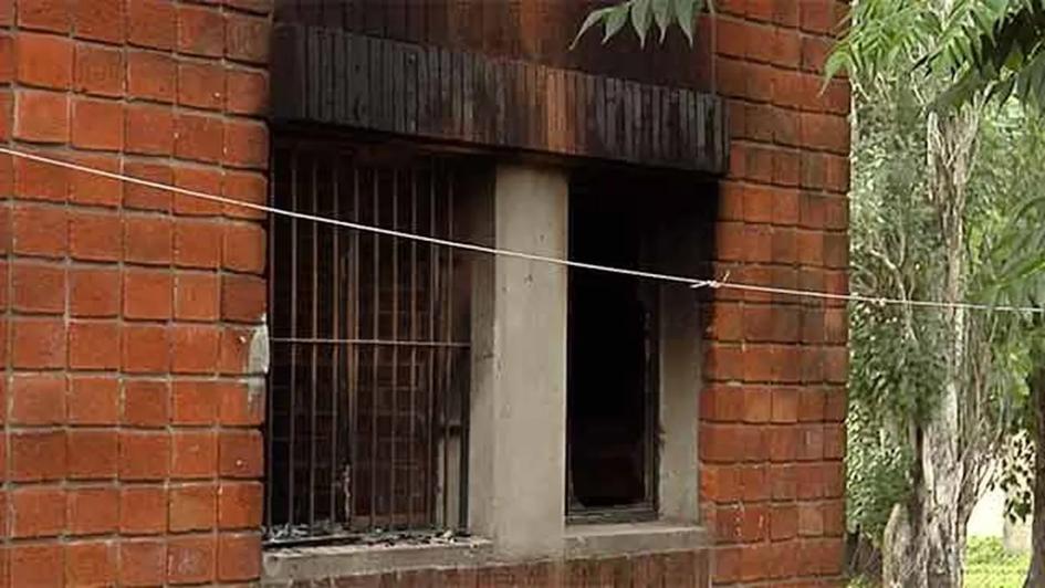 Ventana incendiada