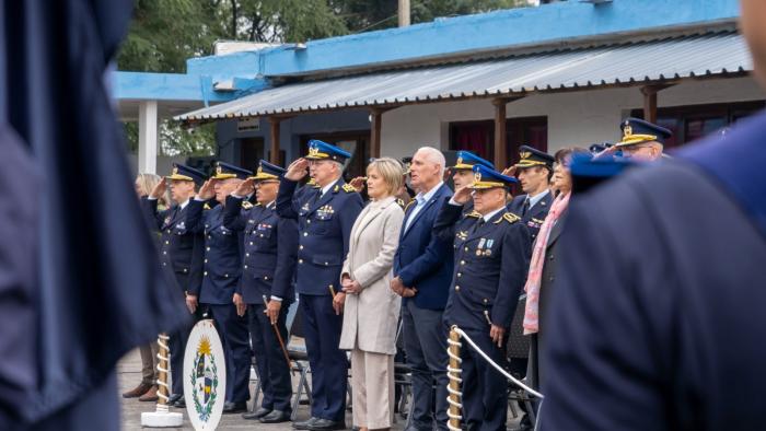 Más de treinta nuevos policías se suman al servicio en Colonia Más de treinta nuevos policías se suman al servicio en Colonia