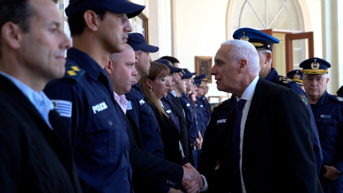 Ministro del Interior se reunió con autoridades de Flores y Durazno por temas de seguridad Ministro del Interior se reunió con autoridades de Flores y Durazno por temas de seguridad