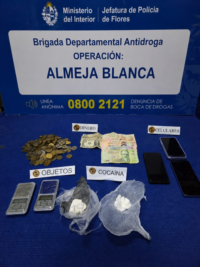 Objetos incautados Operación "Almeja Blanca"