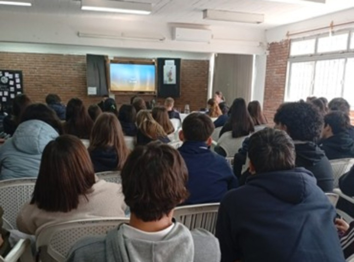 Charla Lascano