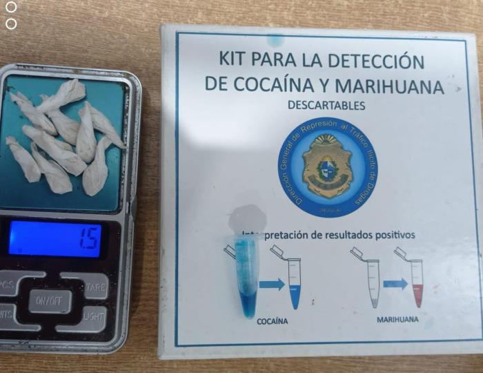 parte de la sustancia incautada.