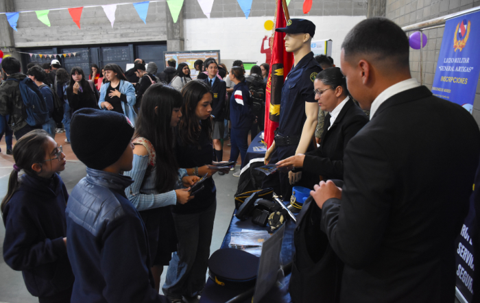 Feria Educativa Barros Blancos Feria Educativa Barros Blancos