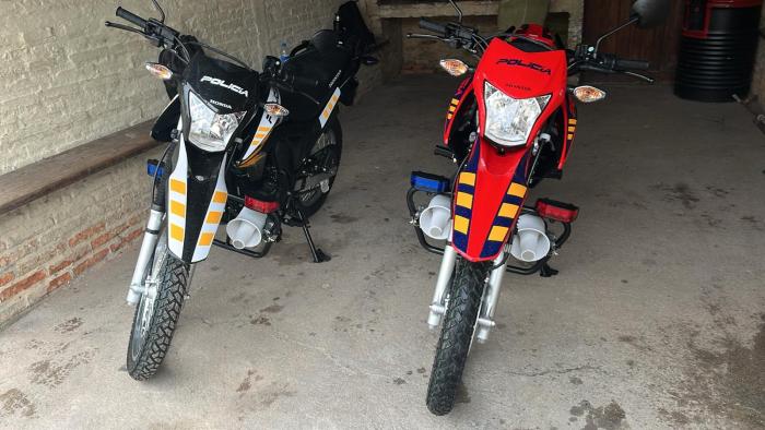 motos Hondas modelo XR de 190 cc entregadas a Jefatura de Cerro Largo.
