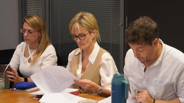 Subsecretaria Cra. Gabriela Valverde y el Director de Convivencia Lic. Víctor Abal.