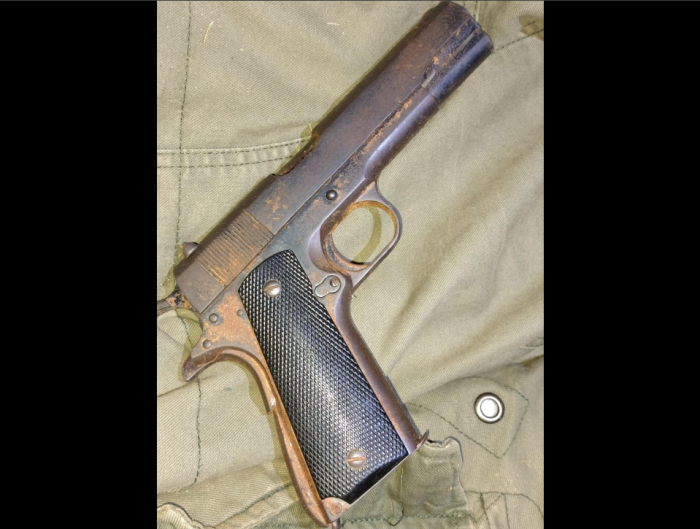 arma incautada Joven detenido en operativo policial en Maldonado, se descartó de una pistola con seis municiones