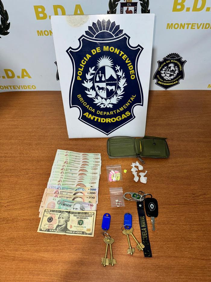 objetos incautados al detenido