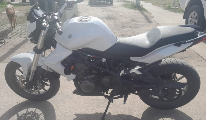 BENELLI TNT 300 incautada en Ciudad del Plata