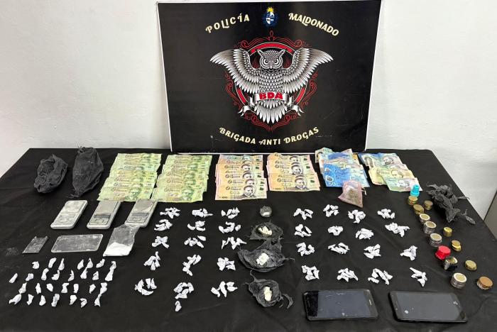 Sustancia y efectos incautados Sustancia y efectos incautados
