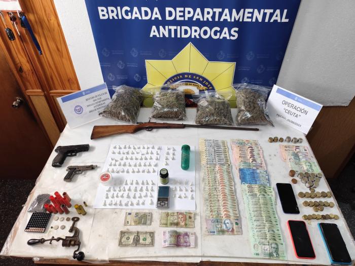 Efectos incautados por la BDA en allanamiento CP