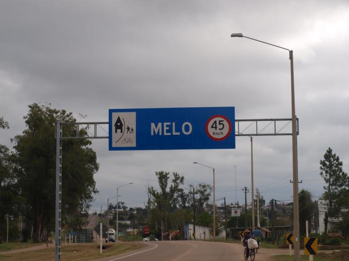 Cartel de la ciudad de Melo