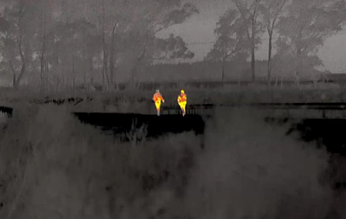 Imagen de cazadores por visor Thermal