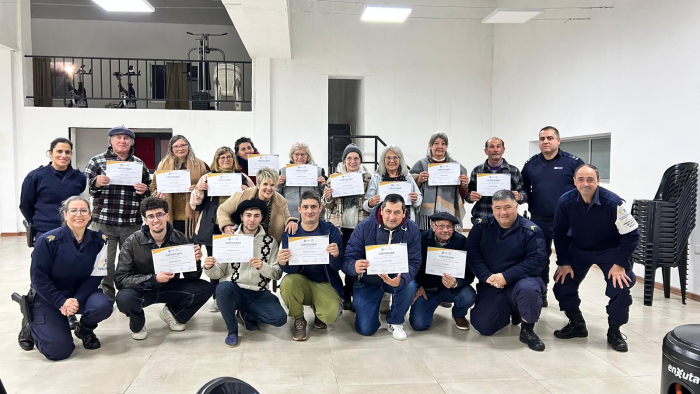 Cierre de Escuela de Seguridad Ciudadana en Pirarajá Asistentes a la Escuela de Seguridad Ciudada de Pirarajá