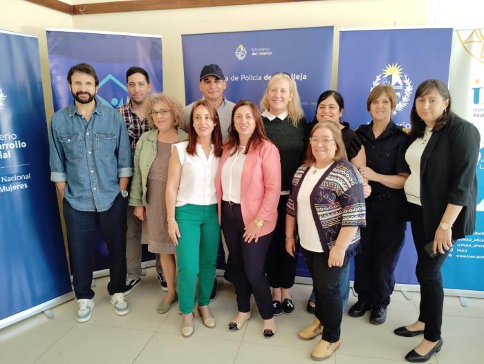 Comisión departamental por una vida libre de violencia de género junto al Psic. Alejandro Vera