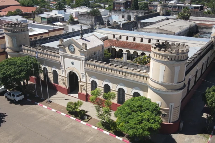 Edificio de Jefatura de Policía de Artigas.