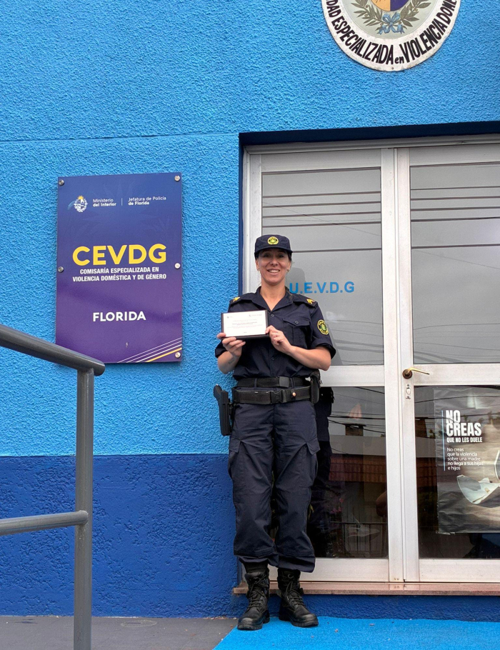 Funcionaria que recibió reconocimiento