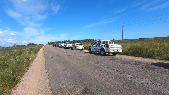 Móviles policiales en ruta