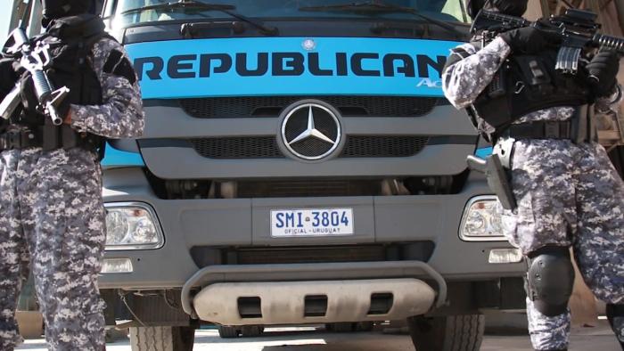 Movil de la Guardia Republicana 