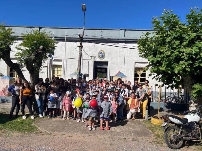 Imágen general de talleristas de la MSR en Escuela 15 de Zapicán Imágen general de talleristas de la MSR en Escuela 15 de Zapicán