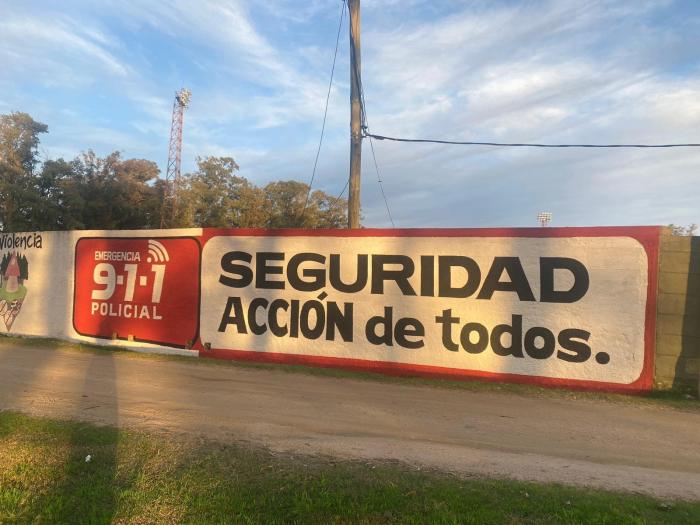 Intervención en muro Estadio Lavalleja