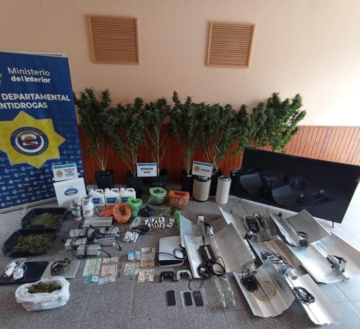 Efectos incautados en la presente operación Efectos incautados en la presente operación