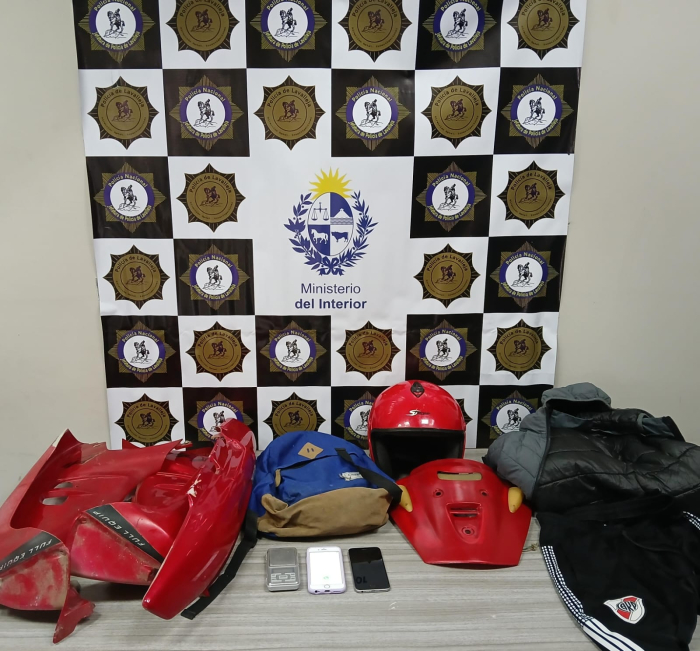Objetos incautados en allanamiento en viviendas del barrio Estacion Objetos incautados en allanamiento en viviendas del barrio Estacion