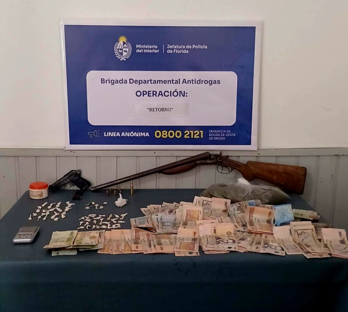 Sustancia, armas y dinero incautado