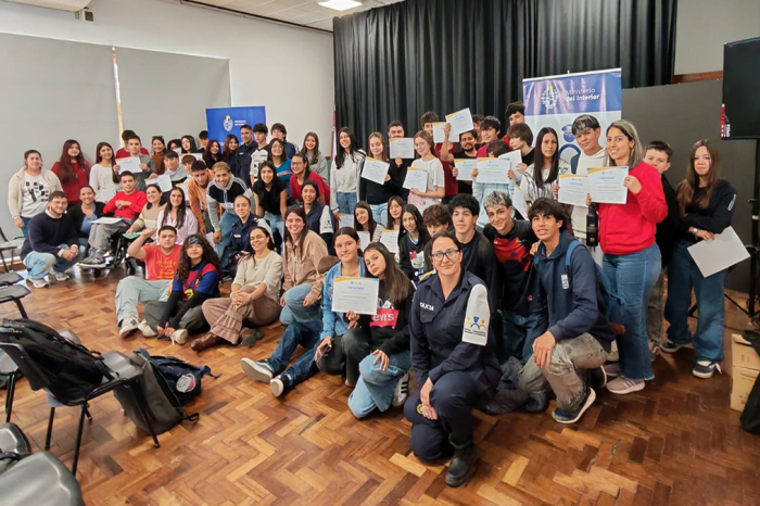 Participantes de la Escuela de Seguridad Ciudadana en el Municipio de Bella Unión Participantes de la Escuela de Seguridad Ciudadana en el Municipio de Bella Unión