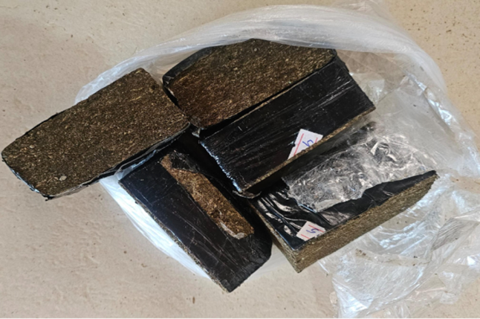 Sustancia vegetal prensada.