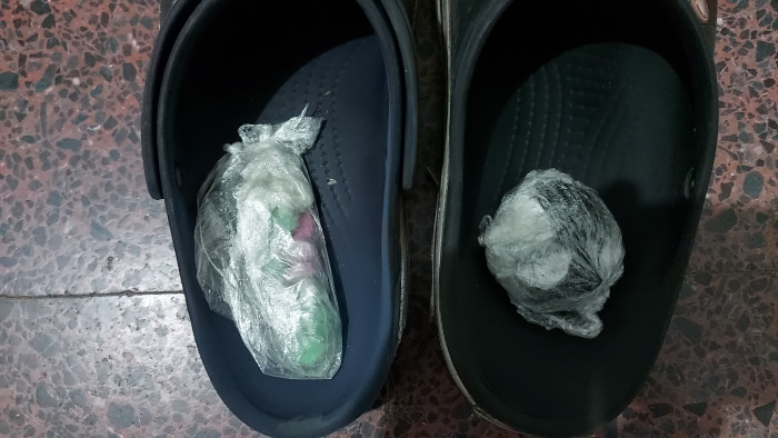 Pastillas y cocaína incautadas. Pastillas y cocaína incautadas.